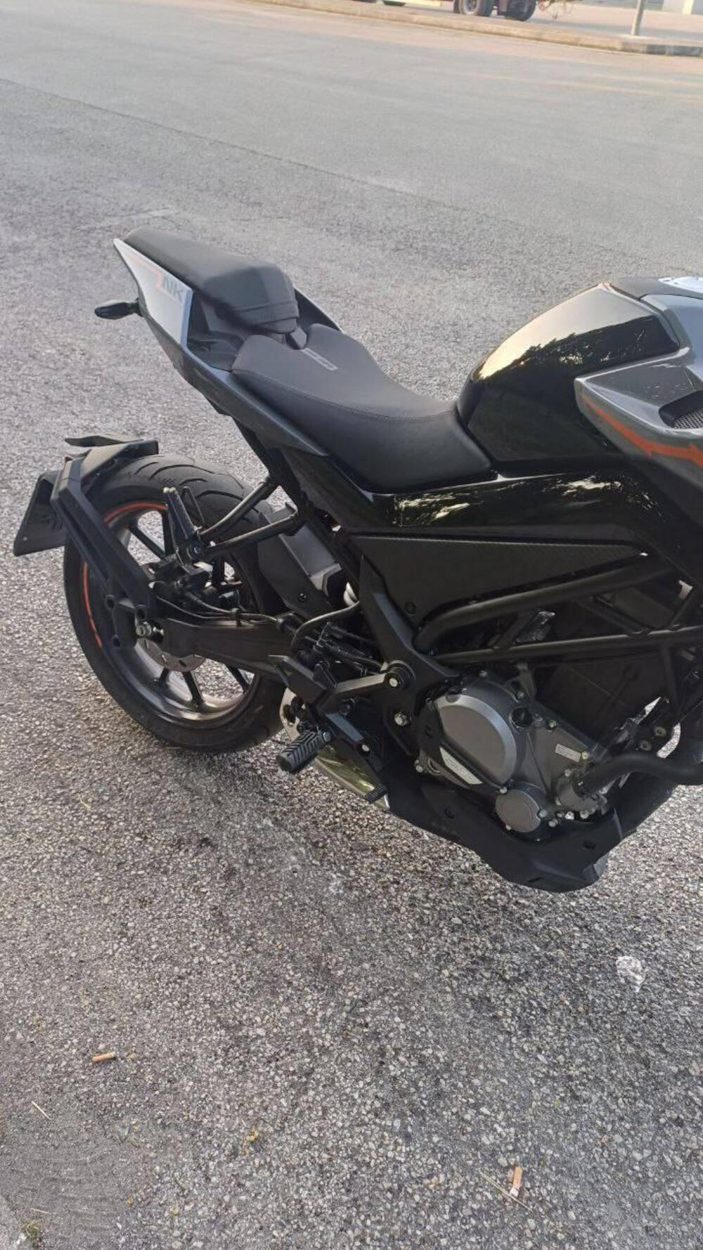 CFMOTO 300NK (2021 - 25) (9)