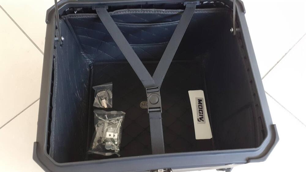 Bauletto universale 55 Lt. Mogiv (4)