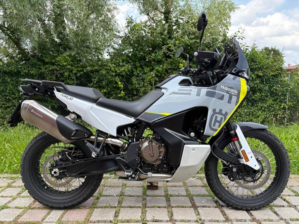 Husqvarna Norden 901 (2022 - 26) (2)