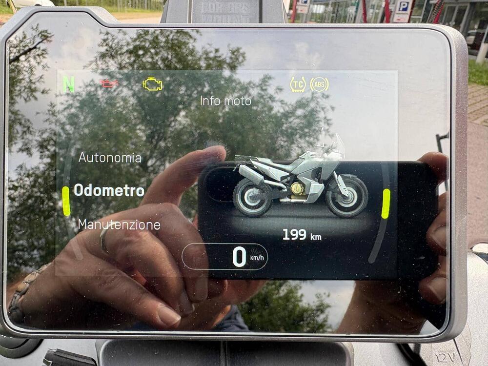 Husqvarna Norden 901 (2022 - 26) (9)