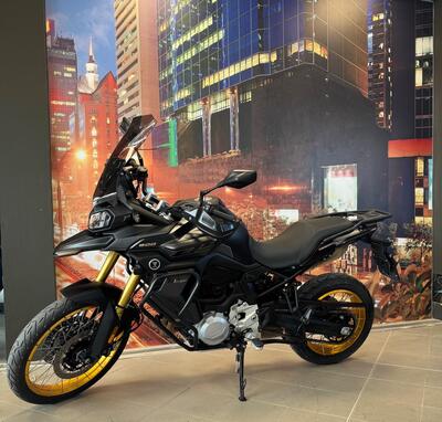 Voge Valico 900DSX (2024 - 25) usata