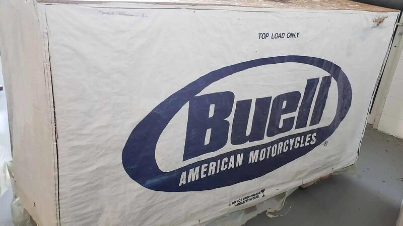 La cassa originale della 1125R