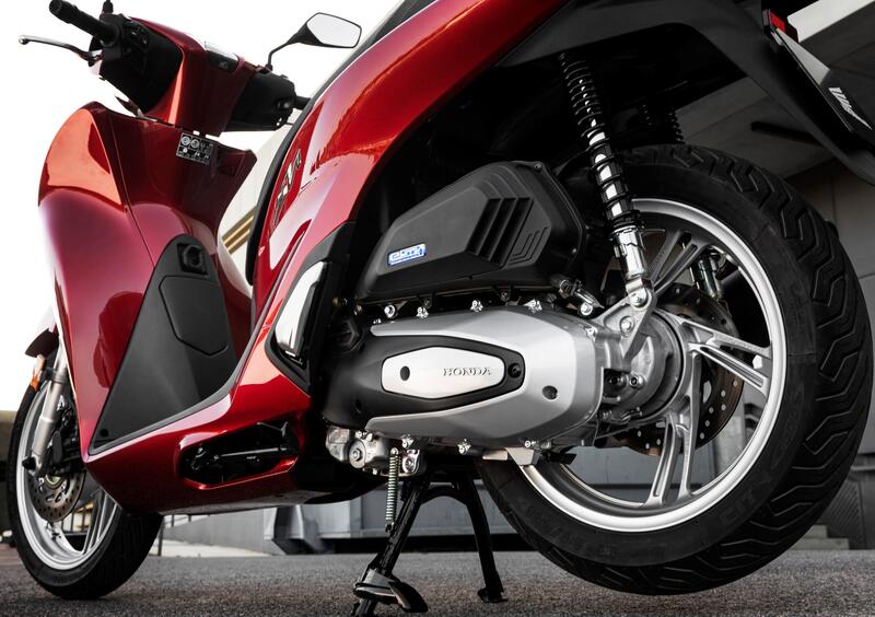 Honda SH 150 SH 150i (2024 - 25) (15)