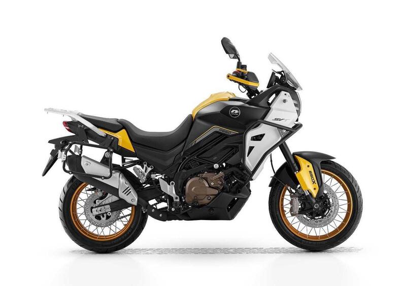QJ Motor SVT 650 SVT 650 X (2024) (2)