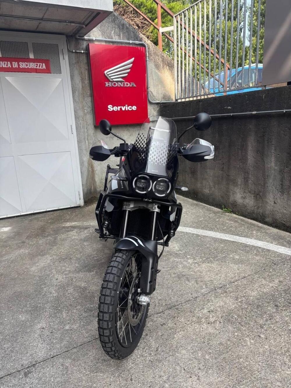 Ducati DesertX (2022 - 25) (3)