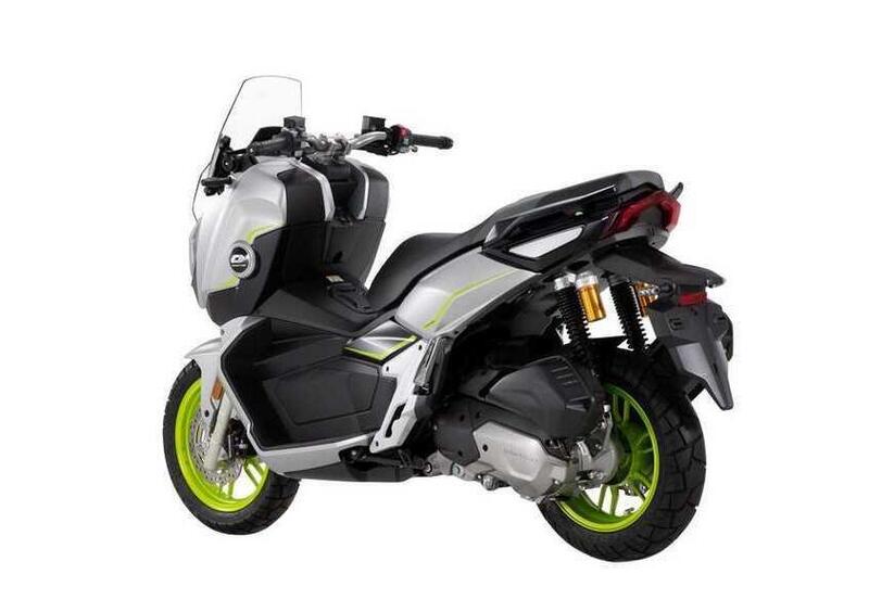 QJ Motor ATR 125 ATR 125 (2025) (3)