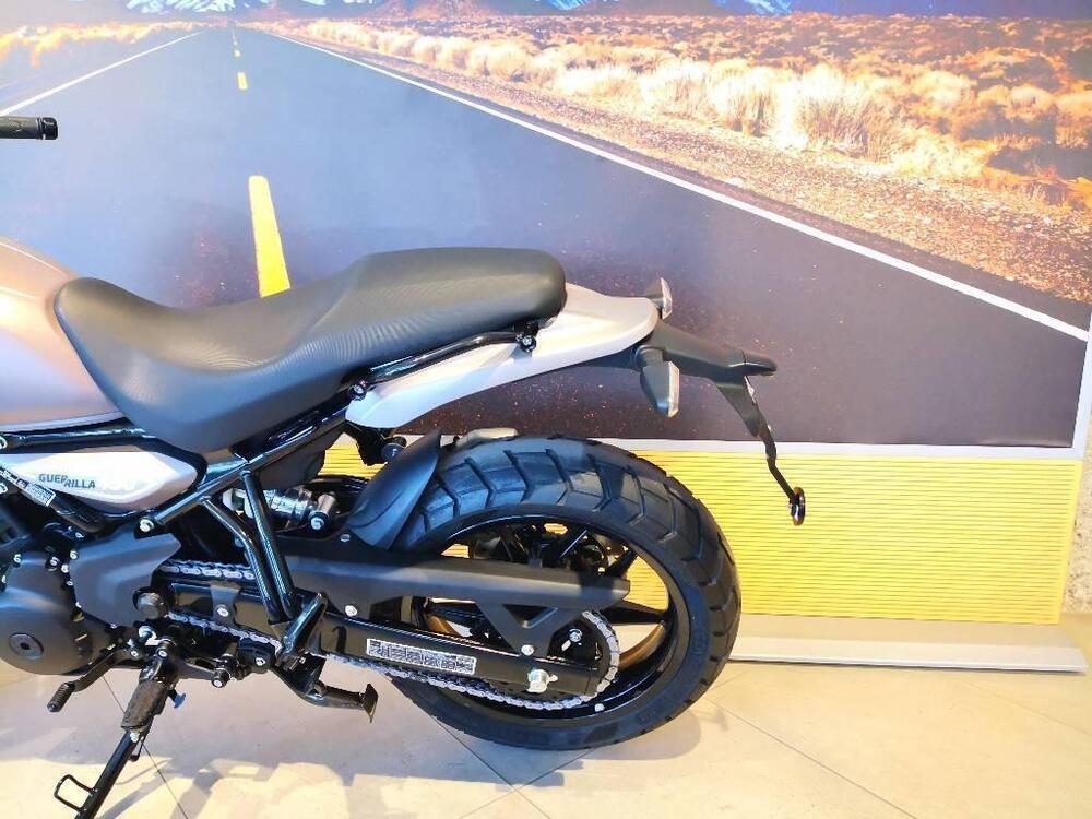 Royal Enfield Guerrilla 450 (2024 - 26) (8)