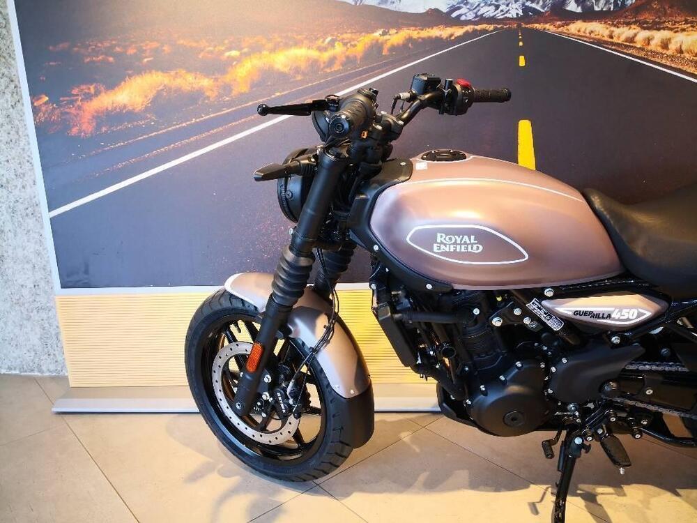 Royal Enfield Guerrilla 450 (2024 - 26) (9)