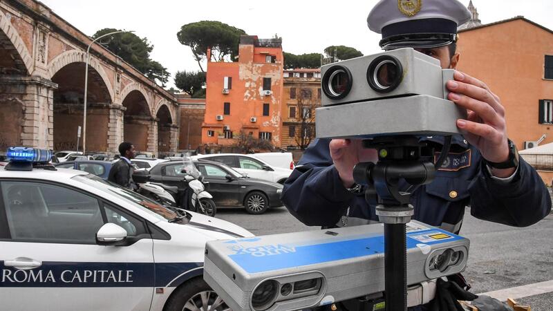 Autovelox: scattano le nuove regole. Ecco cosa cambia con il nuovo decreto [VIDEO]