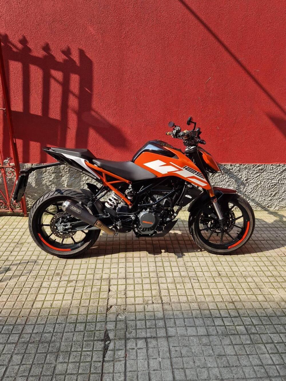 KTM 125 Duke (2021 - 23) (2)