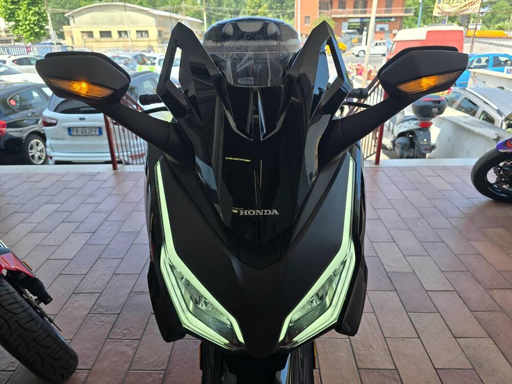 Honda Forza 350 (2025) (2)
