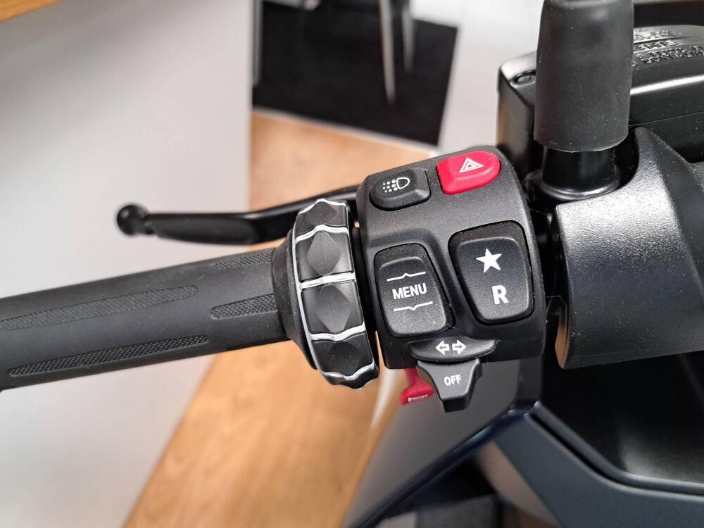 Bmw CE 04 (2021 - 25) (5)