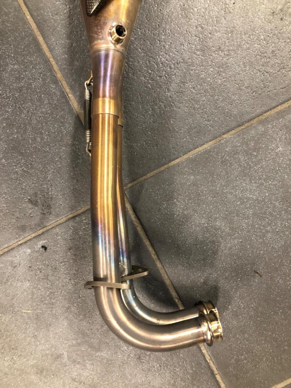 Scarico completo Akrapovic TMAX560 (3)