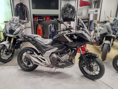Honda NC 750 X (2025) nuova