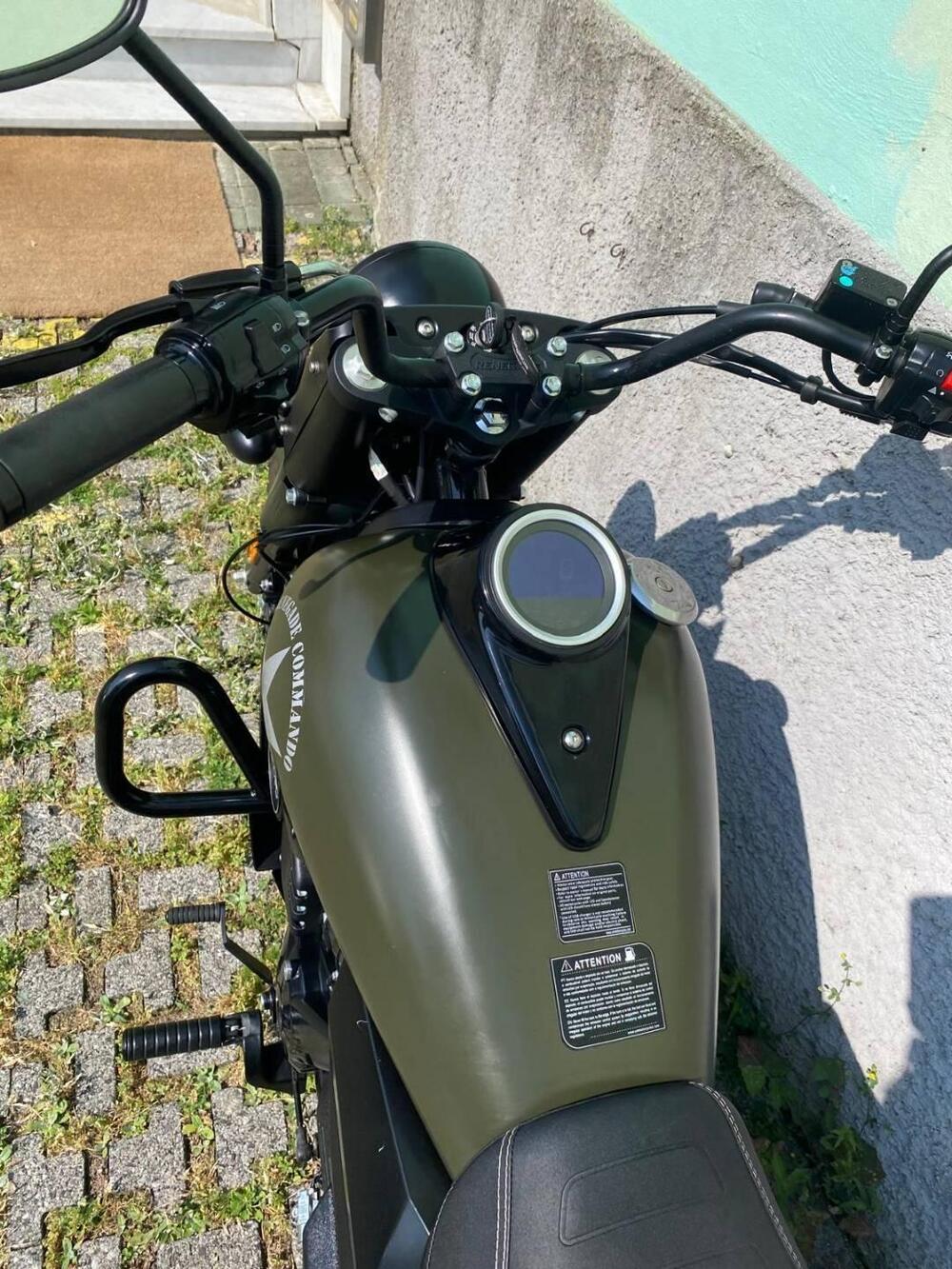 Um Italia Renegade Commando 300 (2023 - 24) (7)