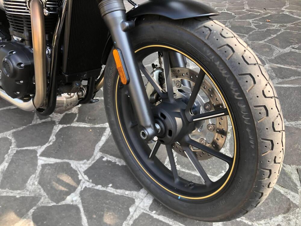 Triumph Street Twin 900 (2021 - 22) (12)