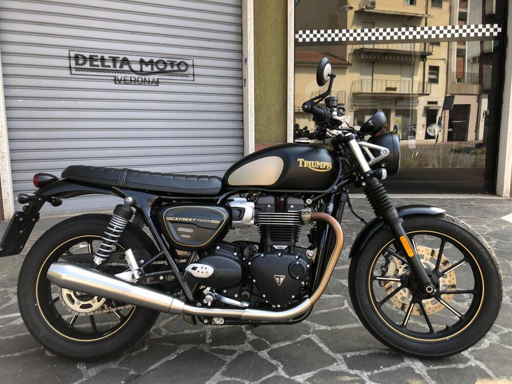 Triumph Street Twin 900 (2021 - 22) (2)