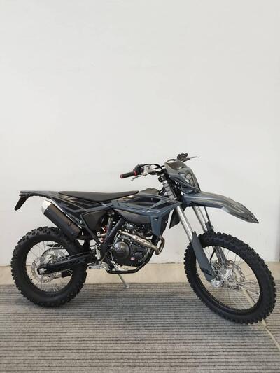 Betamotor RR 125 4T Enduro T - X Special Edition (2025) nuova