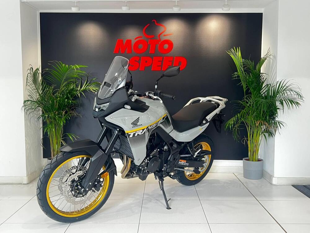 Honda Transalp XL750 (2025) (3)