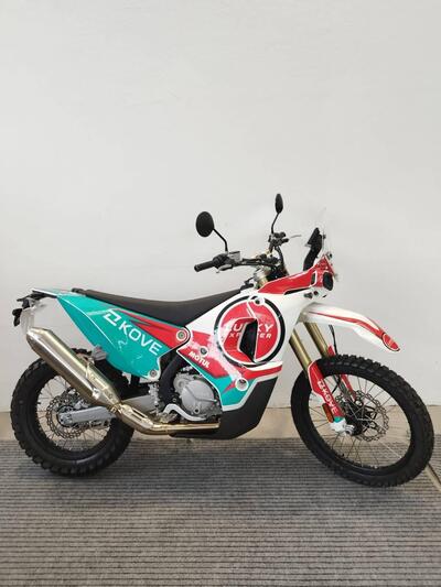 Kove 450 Rally Lucky Explorer Replica (2025) nuova