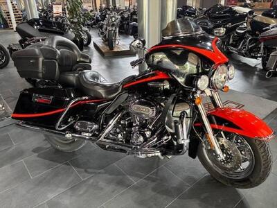 Harley-Davidson 1800 Electra Glide Ultra Classic (2005 - 06) - FLHTCUSE usata