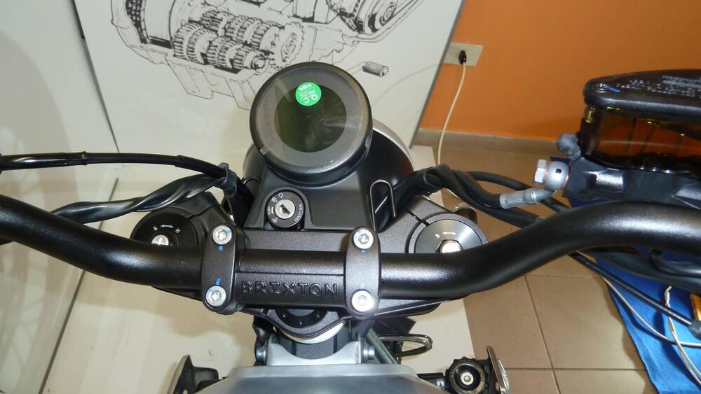 Brixton Motorcycles Crossfire 500 X (2021 - 25) (4)