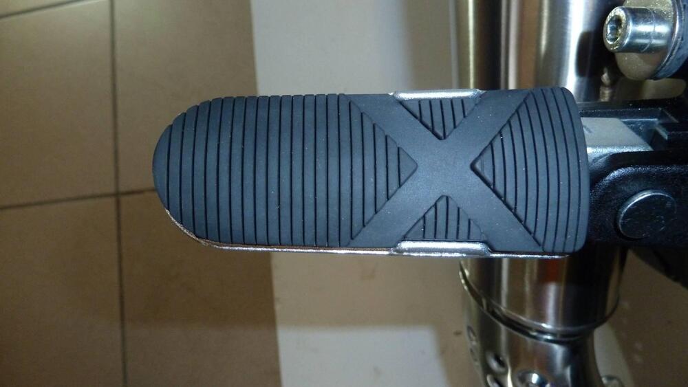 Brixton Motorcycles Crossfire 500 X (2021 - 25) (6)