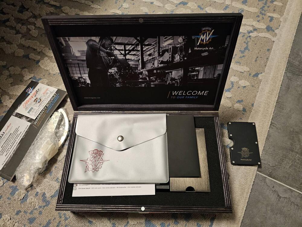 MV Agusta Turismo Veloce 800 Lusso (2021 - 22) (6)