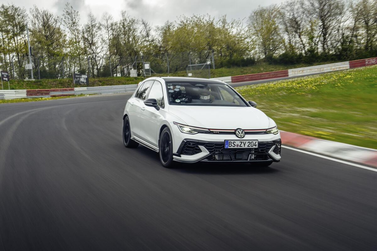 Volkswagen Golf GTI Edition 50: debutto il 20 giugno al Nurburgring, con un record già in tasca
