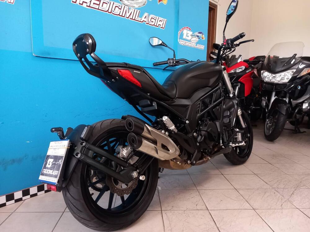 Benelli 502 C (2021 - 25) (3)