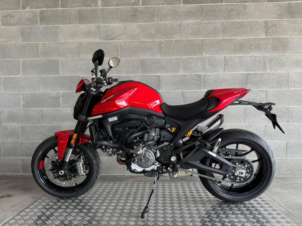 Ducati Monster 937 + (2021 - 25) (4)