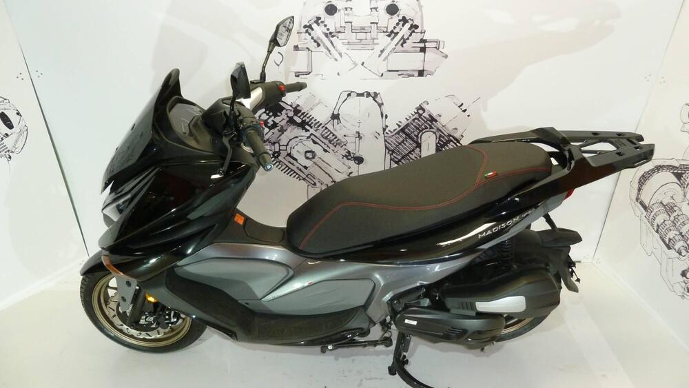 Malaguti Madison 125 (2023 - 26) (2)