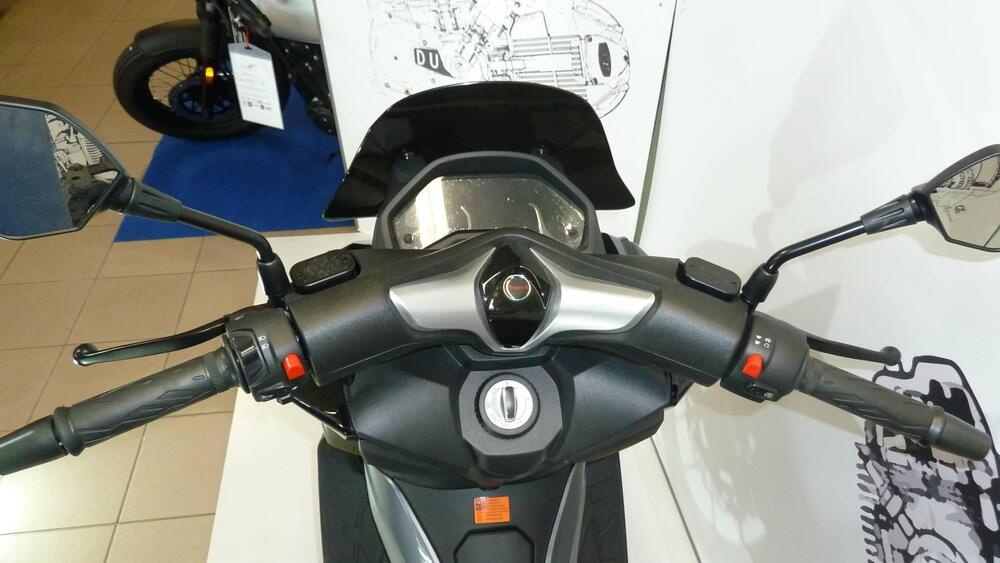 Malaguti Madison 125 (2023 - 26) (3)