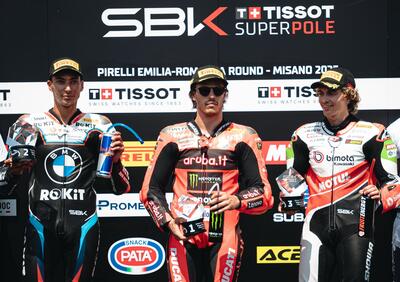 SBK 2025. Pole e record per Bulega a Misano