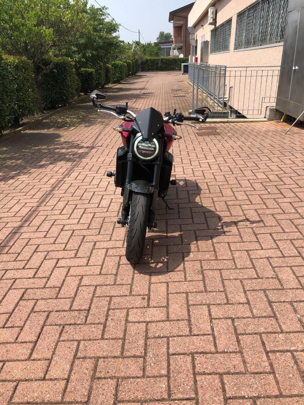 Honda CB 1000 R + Neo Sport Cafè (2019 - 20) (2)