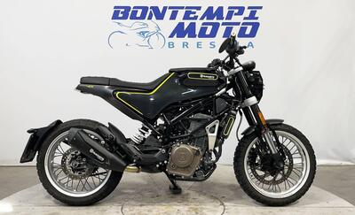 Husqvarna Svartpilen 401 (2018 - 19) usata