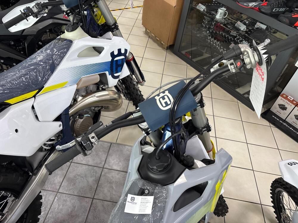 Husqvarna TC 125 (2024) (4)