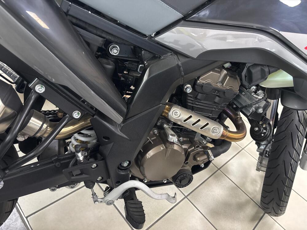 Malaguti XSM 125 (2021 - 26) (3)