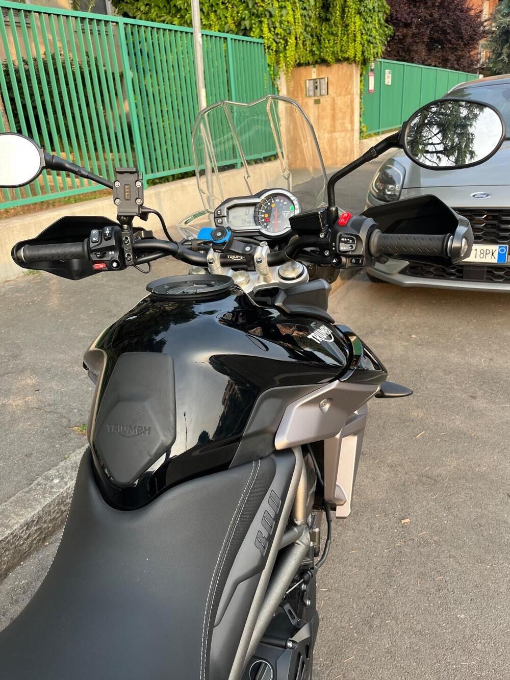 Triumph Tiger 800 XRx (2017 - 18) (11)