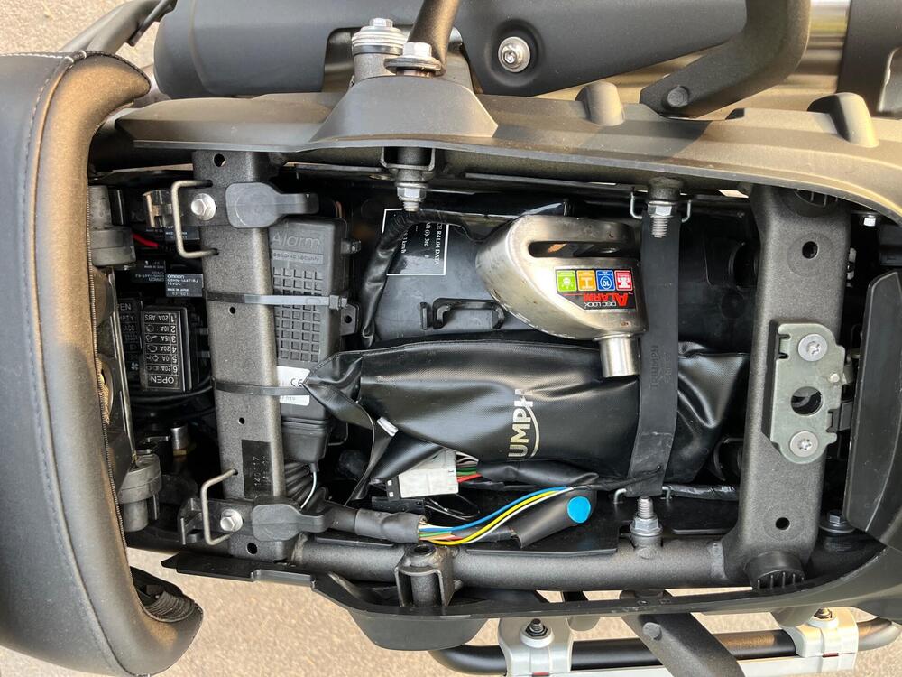 Triumph Tiger 800 XRx (2017 - 18) (14)