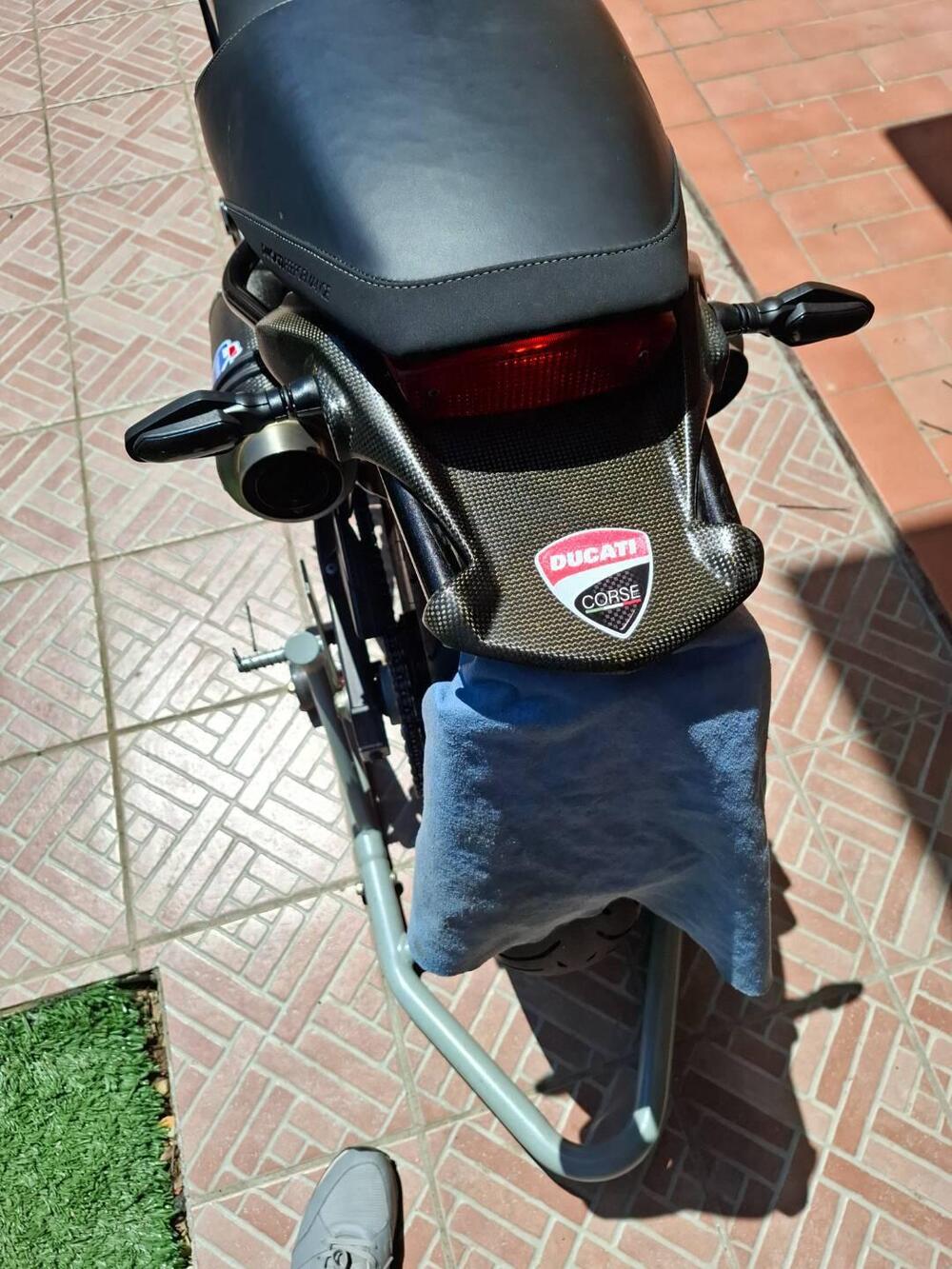 Ducati Monster 695 (2006 - 08) (5)