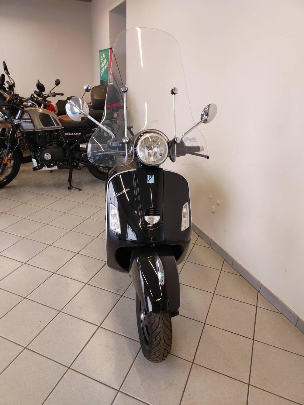 Vespa GTS 250 i.e. (16)