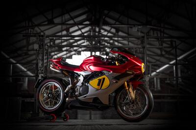 MV Agusta Superveloce 1000 Ago: tributo al mito