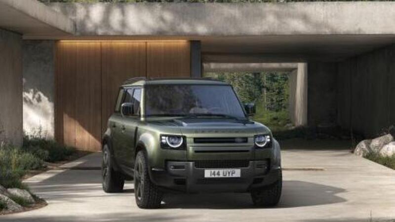 Land Rover Defender 2025, ecco il restyling dopo 5 anni di vita