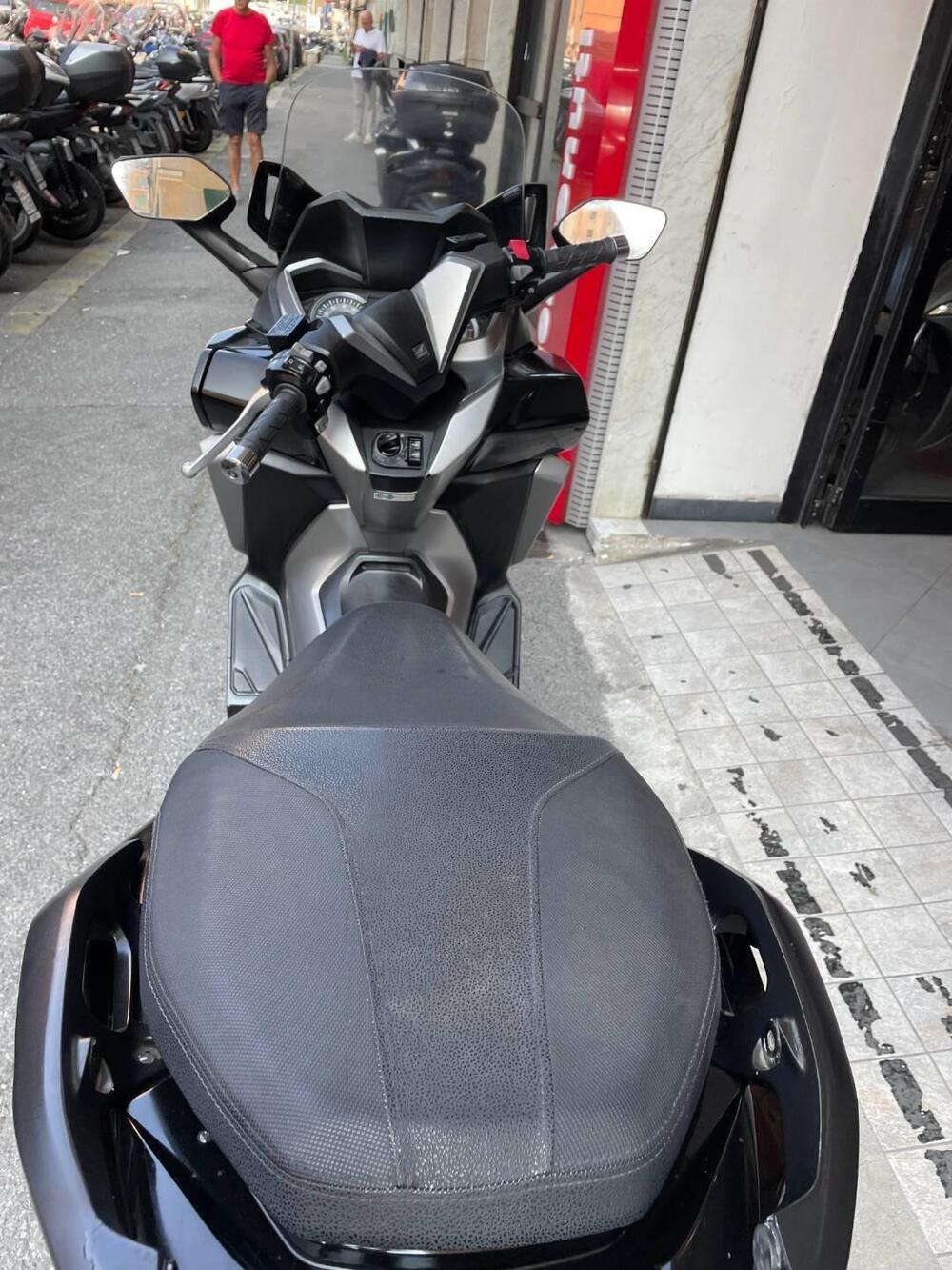 Honda Forza 300 ABS (2018 - 20) (5)