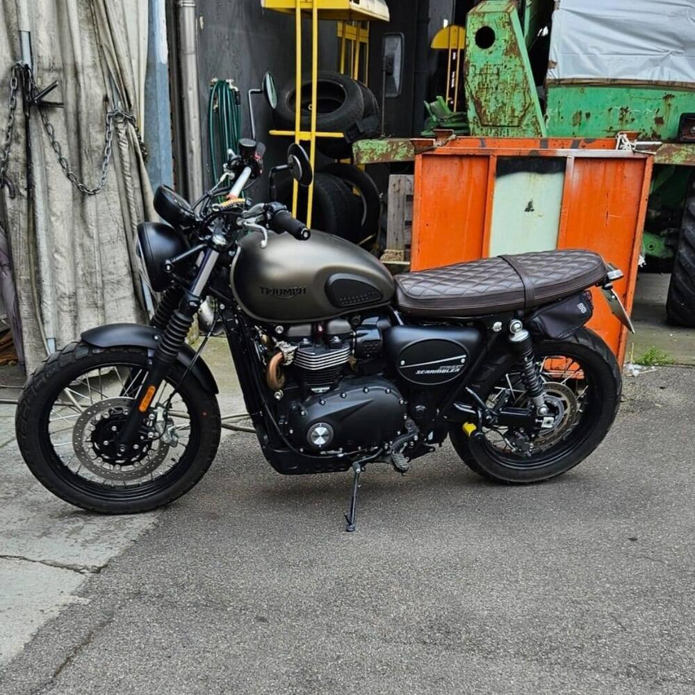 Triumph Street Scrambler 900 (2021 - 22) (2)