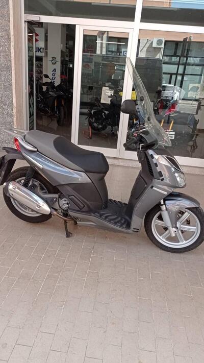 Aprilia Sportcity 125 usata