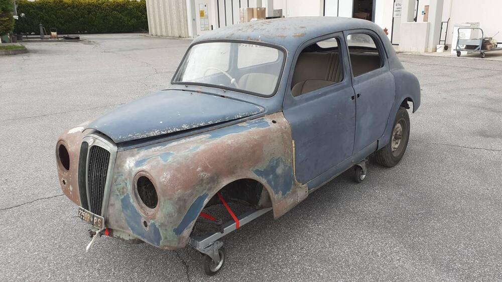 Lancia Appia C10 d'epoca a Mantova