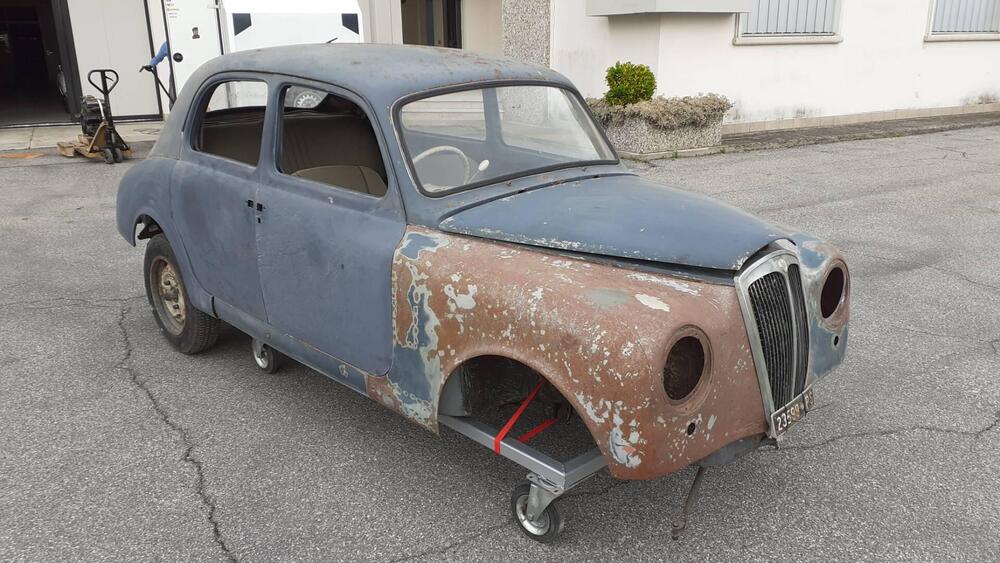 Lancia Appia C10 d'epoca a Mantova (3)