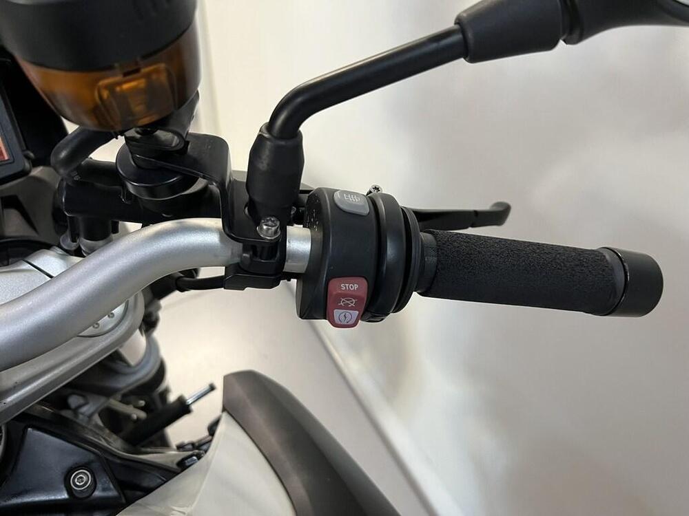 Bmw F 800 R (2012 - 14) (9)